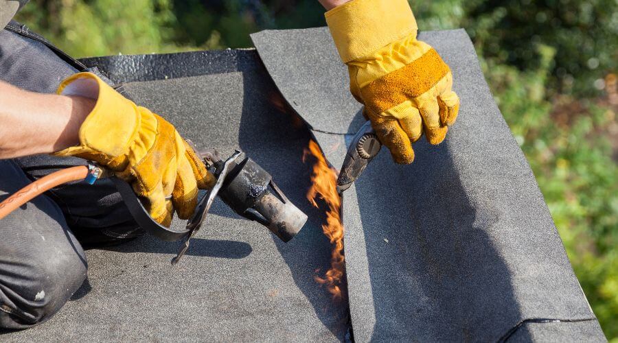 Expert new roof installation services in Browns, IL